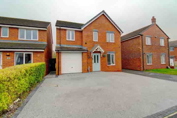 Haus zum Verkauf in Ruston Road‚  Burntwood‚ WS7