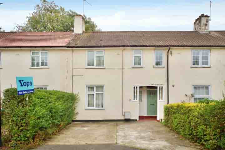 Maison à vendre à Henningham Road‚  London‚ N17