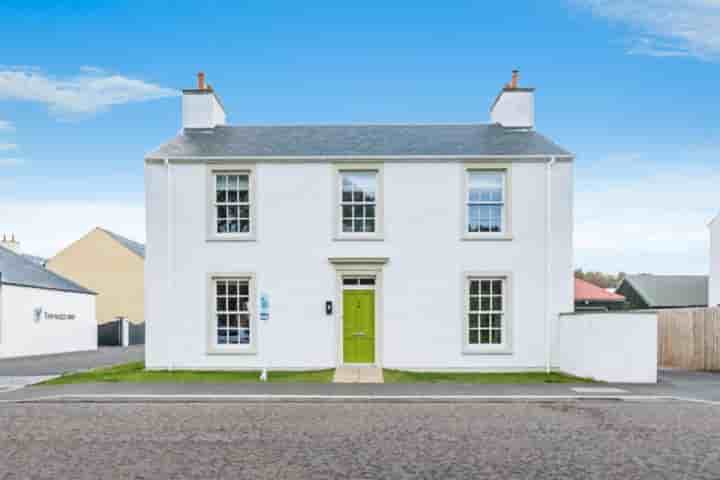 Casa para venda em Bishops Hill Road‚  Inverness‚ IV2