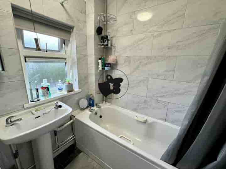 House for sale in Shelfield Road‚  Birmingham‚ B14