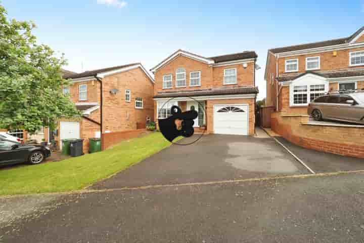 Дом для продажи в Royston Drive‚  Belper‚ DE56