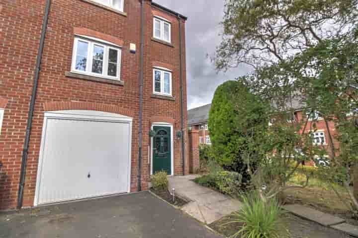 House for sale in Brattice Drive‚  Manchester‚ M27