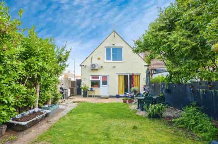 Casa para venda em Sidney Road‚  Harrow‚ HA2