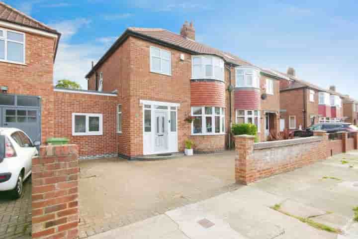 Casa para venda em Cranbrook Road‚  York‚ YO26