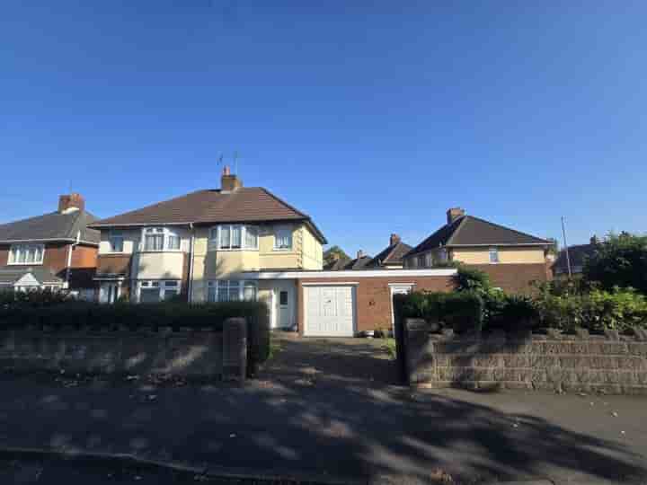 House for sale in Margaret Road‚  Wednesbury‚ WS10