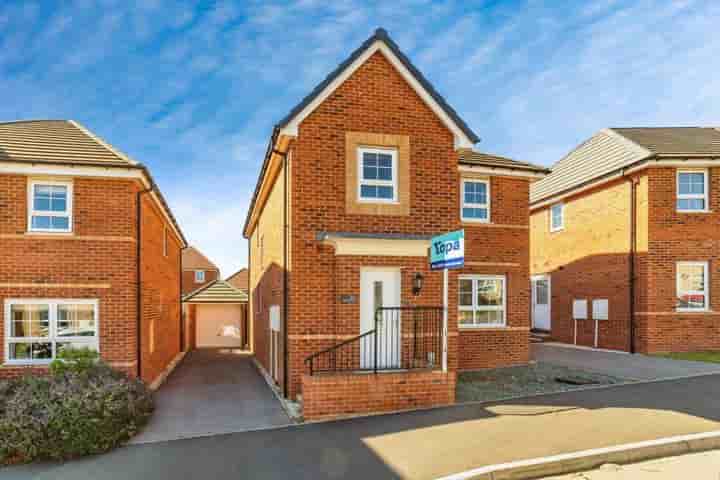 House for sale in Ring Farm Crescent‚  Barnsley‚ S72