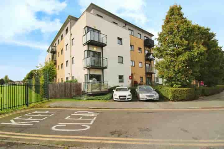 Apartamento para venda em Cottons Approach‚  Romford‚ RM7