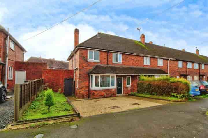 Maison à vendre à Clent Avenue‚  Kidderminster‚ DY11