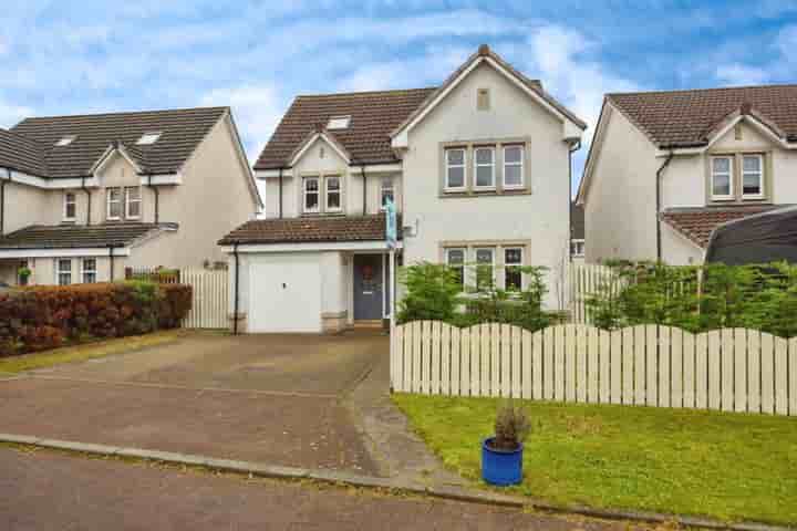 House for sale in Oakwood Park‚  Livingston‚ EH54