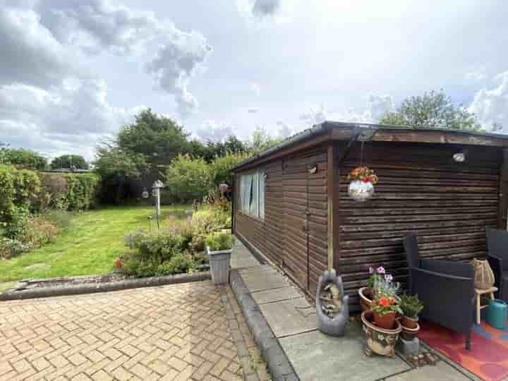 House for sale in Broadlands Avenue‚  Hockley‚ SS5