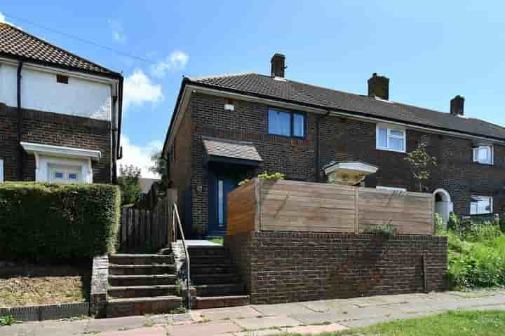 Casa para venda em Wiston Road‚  Brighton‚ BN2