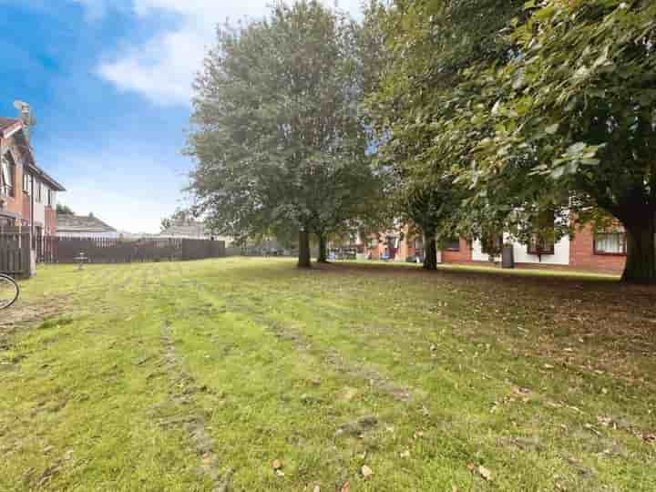 Apartment for sale in Wharfedale Court‚  Leeds‚ LS14