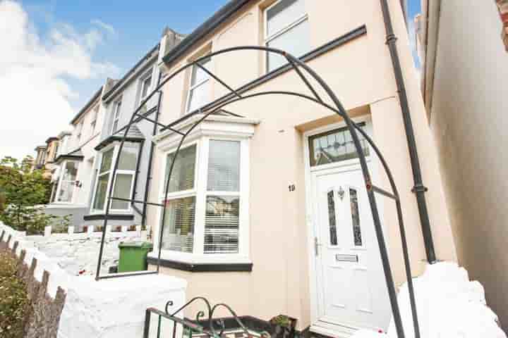 Дом для продажи в Lower Shirburn Road‚  Torquay‚ TQ1