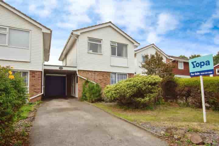 Дом для продажи в Waltham Close‚  West Bridgford‚ NG2