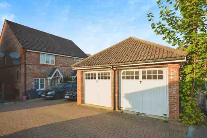 Casa para venda em Knebworth Gate‚  Stevenage‚ SG2