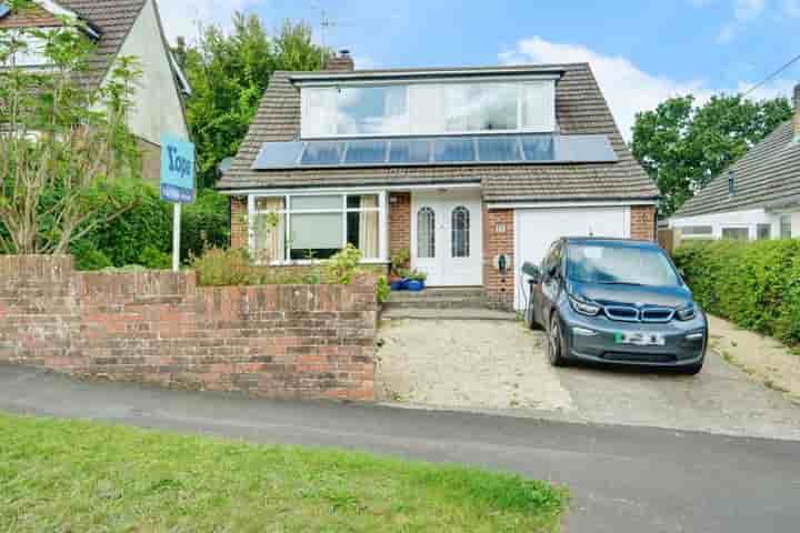 House for sale in Fairview Drive‚  Southampton‚ SO45