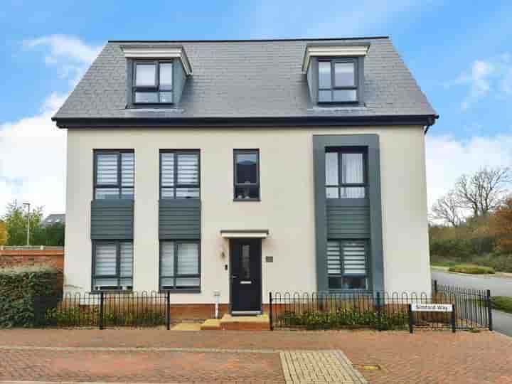 Casa en venta en Simford Way‚  Milton Keynes‚ MK8