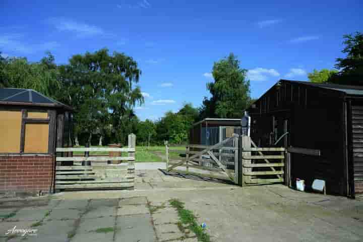 Casa para venda em Alma Road‚  Swadlincote‚ DE11