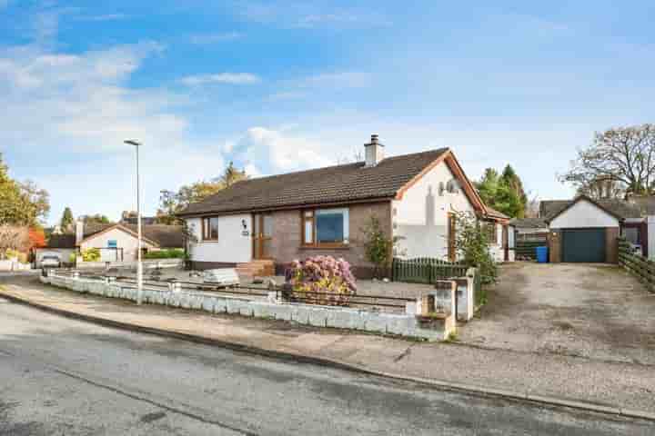 Casa para venda em Riverford Crescent‚  Conon Bridge‚ IV7