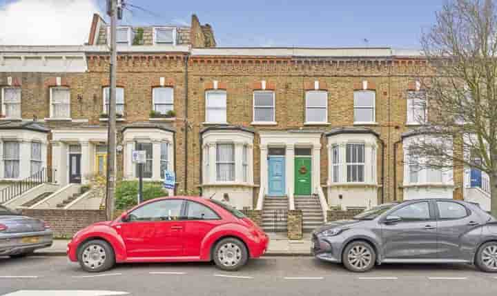 Casa para venda em Bravington Road‚  London‚ W9