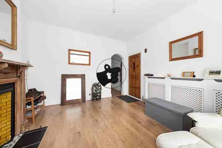 Apartment for sale in Churchill Road‚  South Croydon‚ CR2