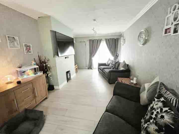 House for sale in Brackenfield Avenue, Bentilee‚  Stoke-on-trent‚ ST2