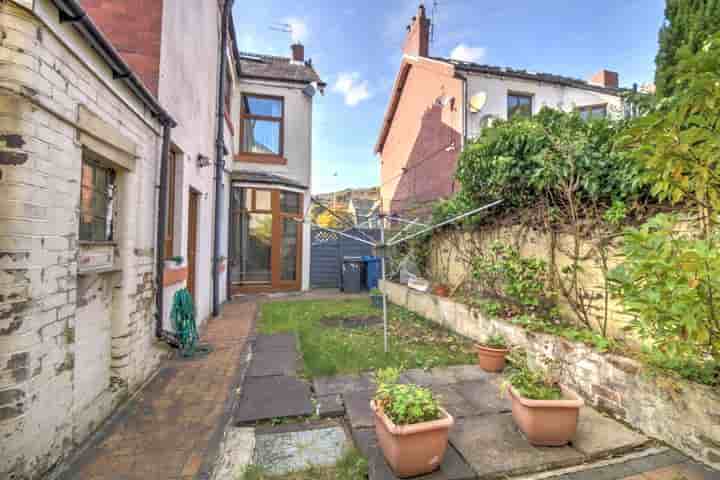 Haus zum Verkauf in Buncer Lane‚  Blackburn‚ BB2