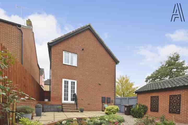 Casa in vendita a Cleves Road‚  Haverhill‚ CB9