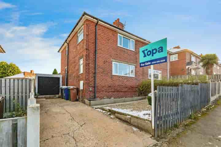 House for sale in Highstone Avenue‚  Barnsley‚ S70