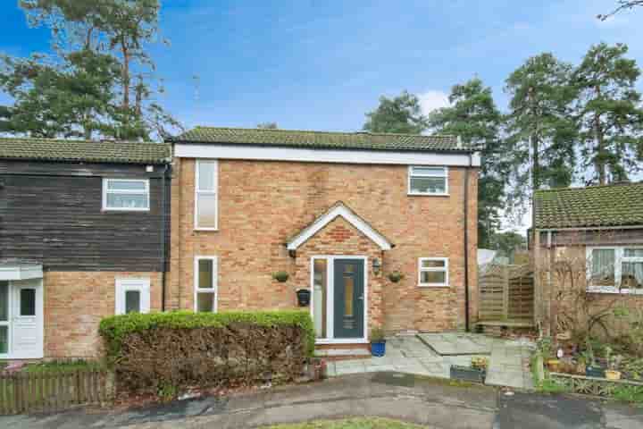 Casa en venta en Bywood‚  Bracknell‚ RG12