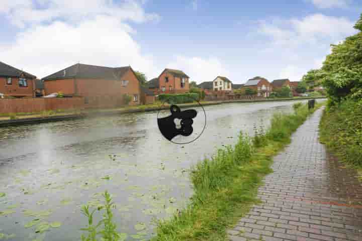 Haus zum Verkauf in Kiers Bridge Close‚  Tipton‚ DY4