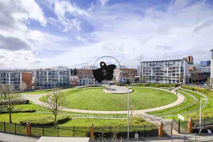 Apartment for sale in Langley Walk‚  Birmingham‚ B15