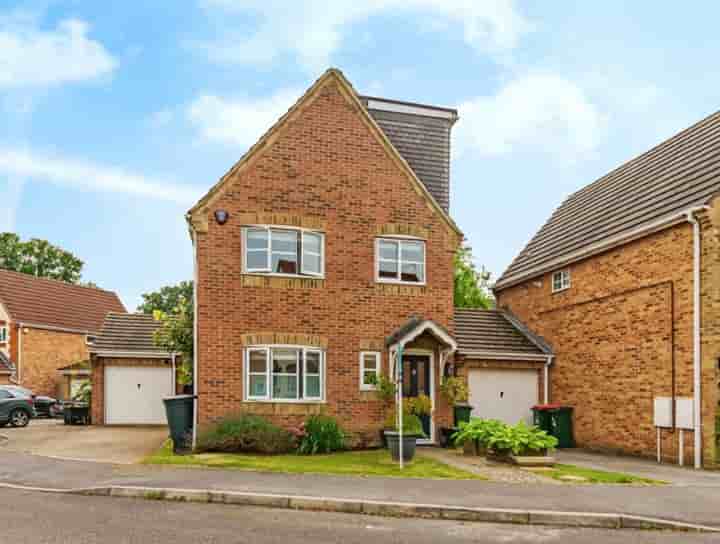 Haus zum Verkauf in Wantage Close‚  Crawley‚ RH10