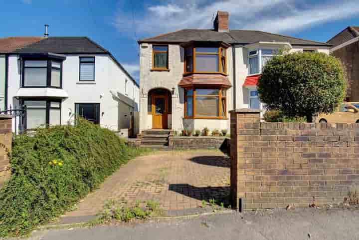 Casa para venda em Cockett Road‚  Swansea‚ SA2