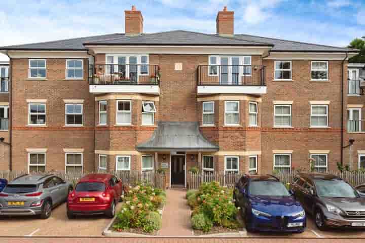 Apartamento para venda em Redcliffe Place‚  Tunbridge Wells‚ TN2