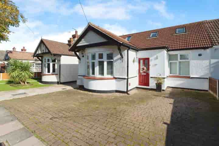 Haus zum Verkauf in Recreation Avenue‚  Leigh-on-sea‚ SS9