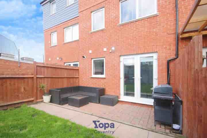 Casa en venta en Carter Road‚  Coventry‚ CV3