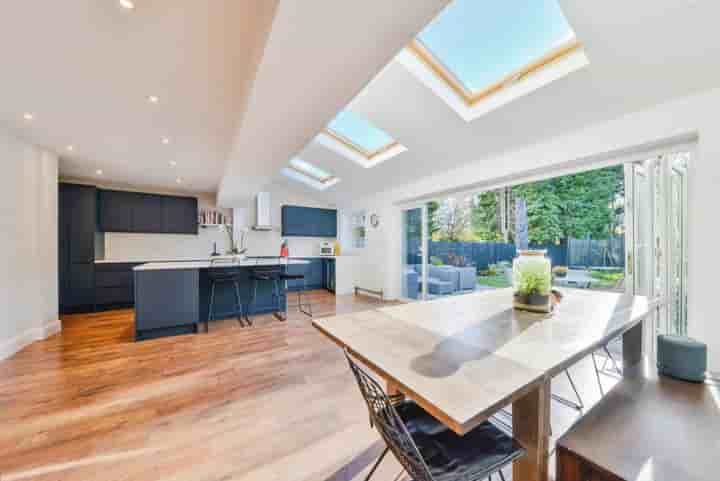 Casa in vendita a Firwood Avenue‚  St. Albans‚ AL4