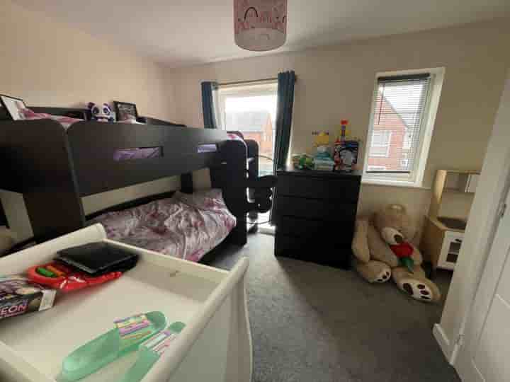 House for sale in George Barton Close, Bucknall‚  Stoke-on-trent‚ ST2