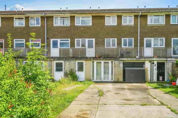 House for sale in Witney Road‚  Witney‚ OX29