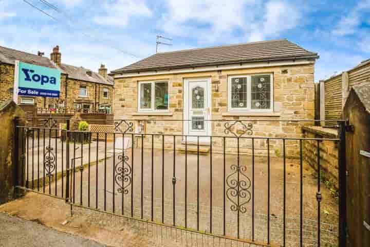 Maison à vendre à Warneford Road‚  Huddersfield‚ HD4