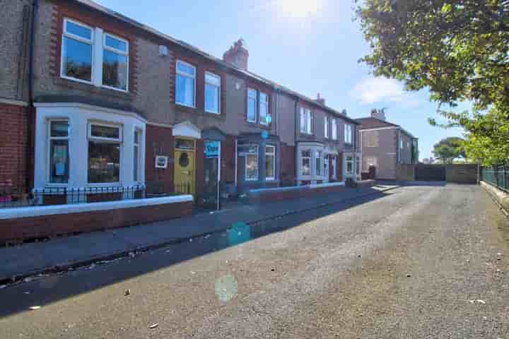 Дом для продажи в Grasmere Terrace‚  Newbiggin-by-the-sea‚ NE64