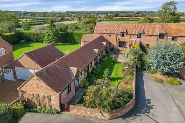 House for sale in Old Moat Court‚  Nottingham‚ NG12