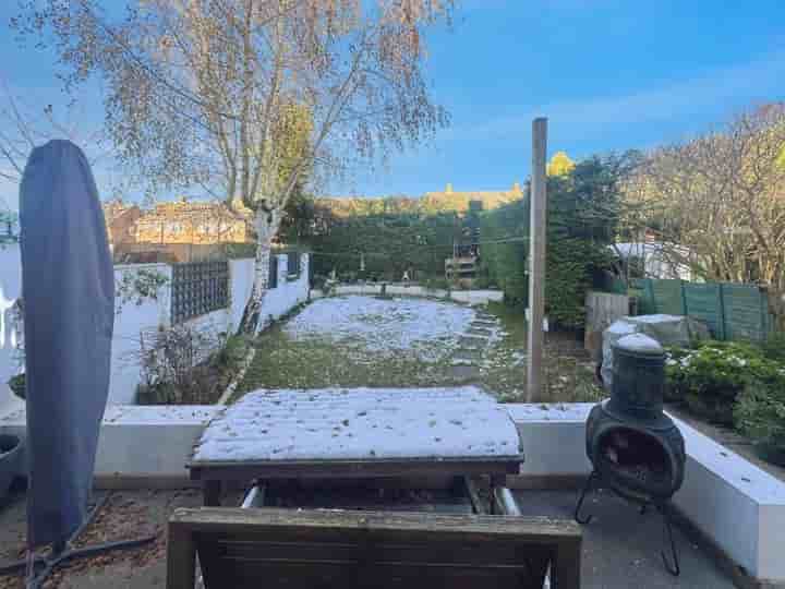 House for sale in Birchwood Avenue‚  Lincoln‚ LN6