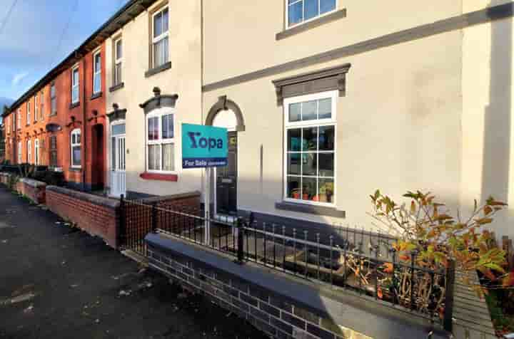 Casa para venda em Tipton Street‚  Dudley‚ DY3