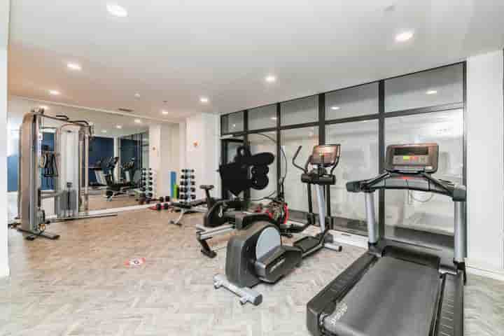 Apartment for sale in Dock Street‚  London‚ E1