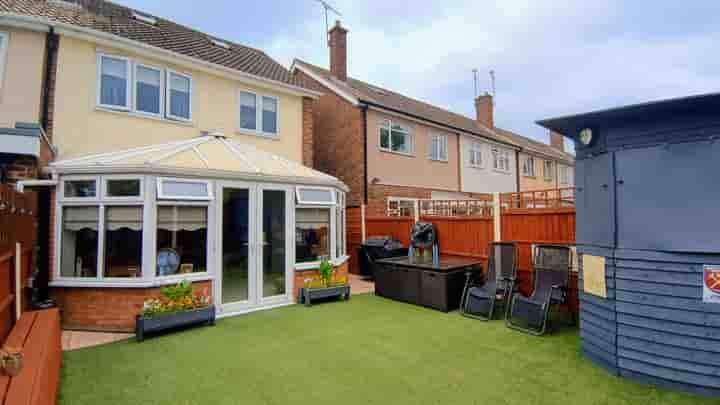 Casa in vendita a Dukes Avenue‚  Grays‚ RM17