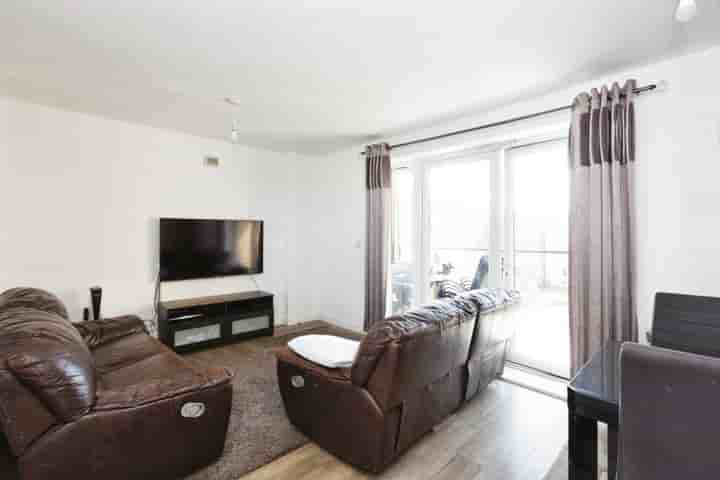 Apartamento para venda em Sackett Road‚  Barking‚ IG11