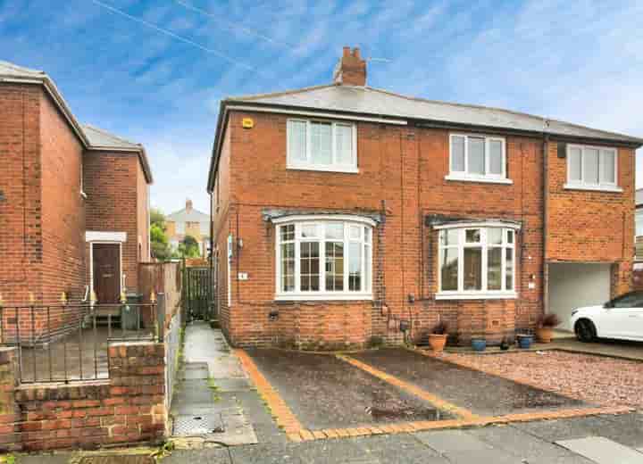 Casa para venda em Kinnaird Avenue‚  Newcastle Upon Tyne‚ NE15