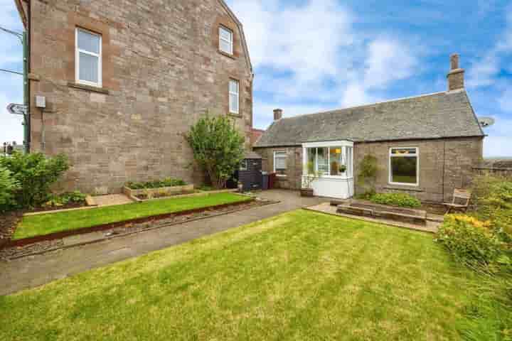 House for sale in Main Street‚  Lanark‚ ML11